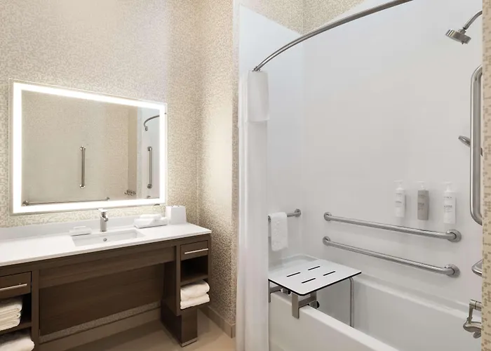 Hotel Home2 By Hilton Medical Center 3*